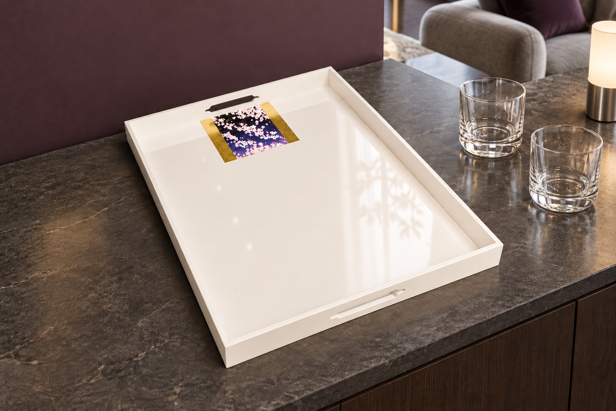 Yūzen Harmony Tray. Styled concept. Sakura Fubuki (桜吹雪) / Shirayuki White Snow（白雪）. Room furnishings and props are not included.